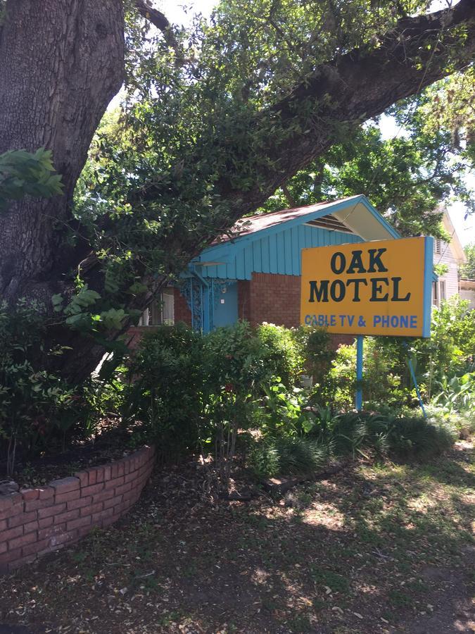 The Oak Motel Ла-Грейндж Экстерьер фото
